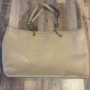 Michael Kors Tan Leather Tote Elegant Everyday Bag